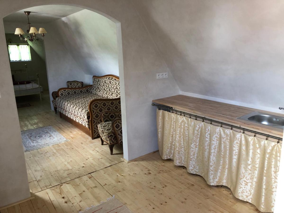 Apartmán Vila Rosenberg Banska Stiavnica Exterior foto